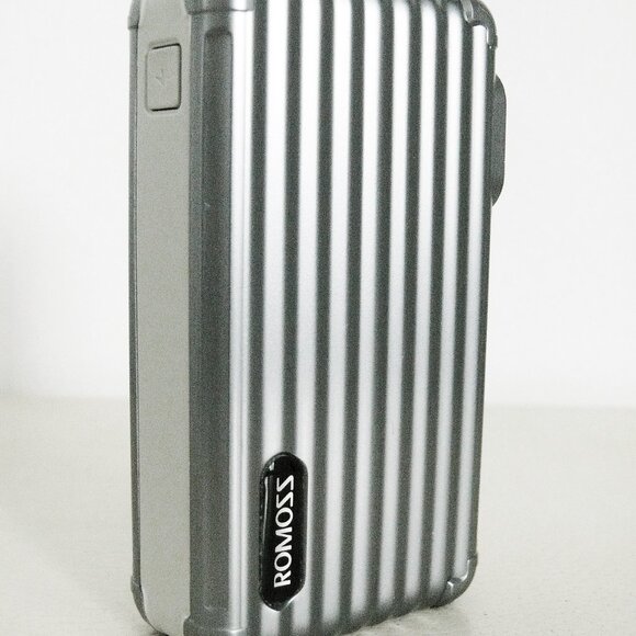 Rimowa Style Romoss Power Bank UP10 - Picture 1 of 11